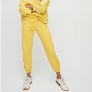 Wilfred Free Sandy Jogger